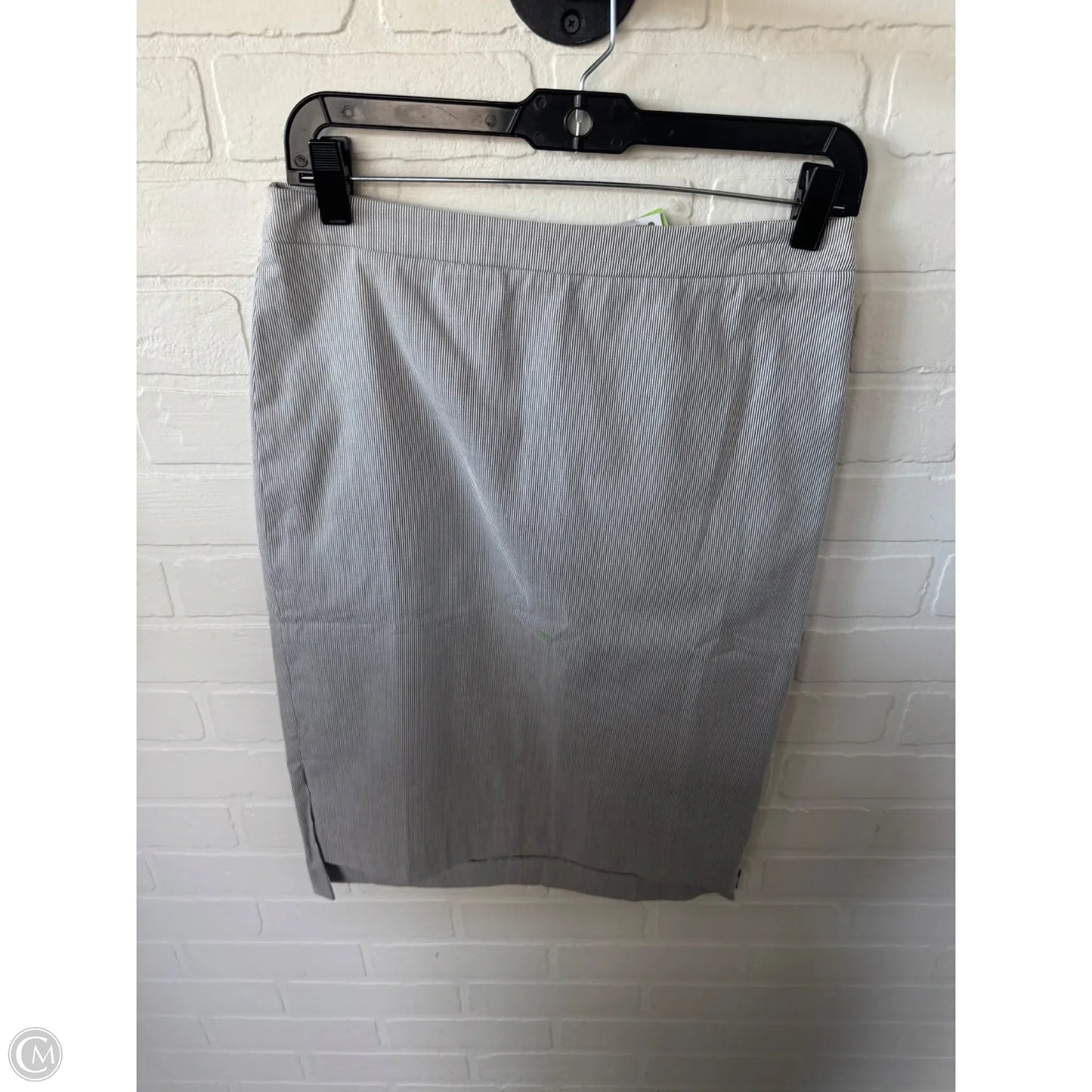 Skirt Mini & Short By Halogen In Grey & White, Size: 4