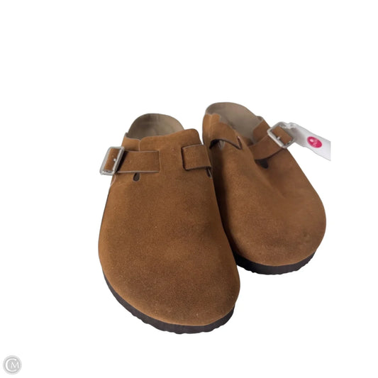 Shoes Flats By Universal Thread In Brown, Size: 8.5