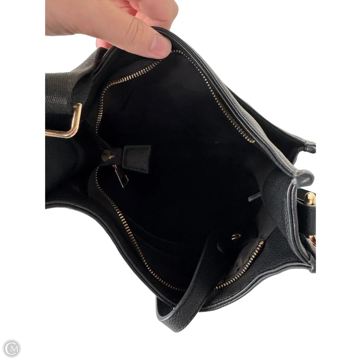 Crossbody By Clothes Mentor, Size: Medium