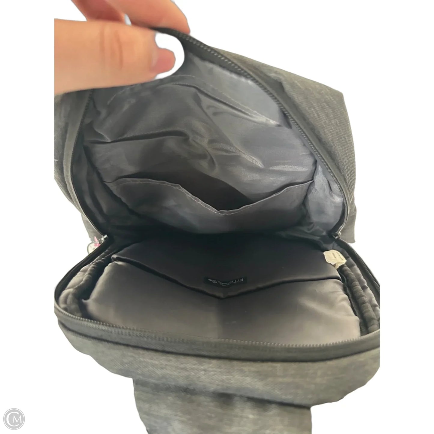 Crossbody By Clothes Mentor, Size: Medium
