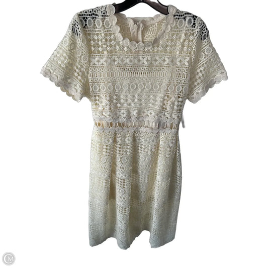 Dress Set 2pc By Clothes Mentor In Cream, Size: M