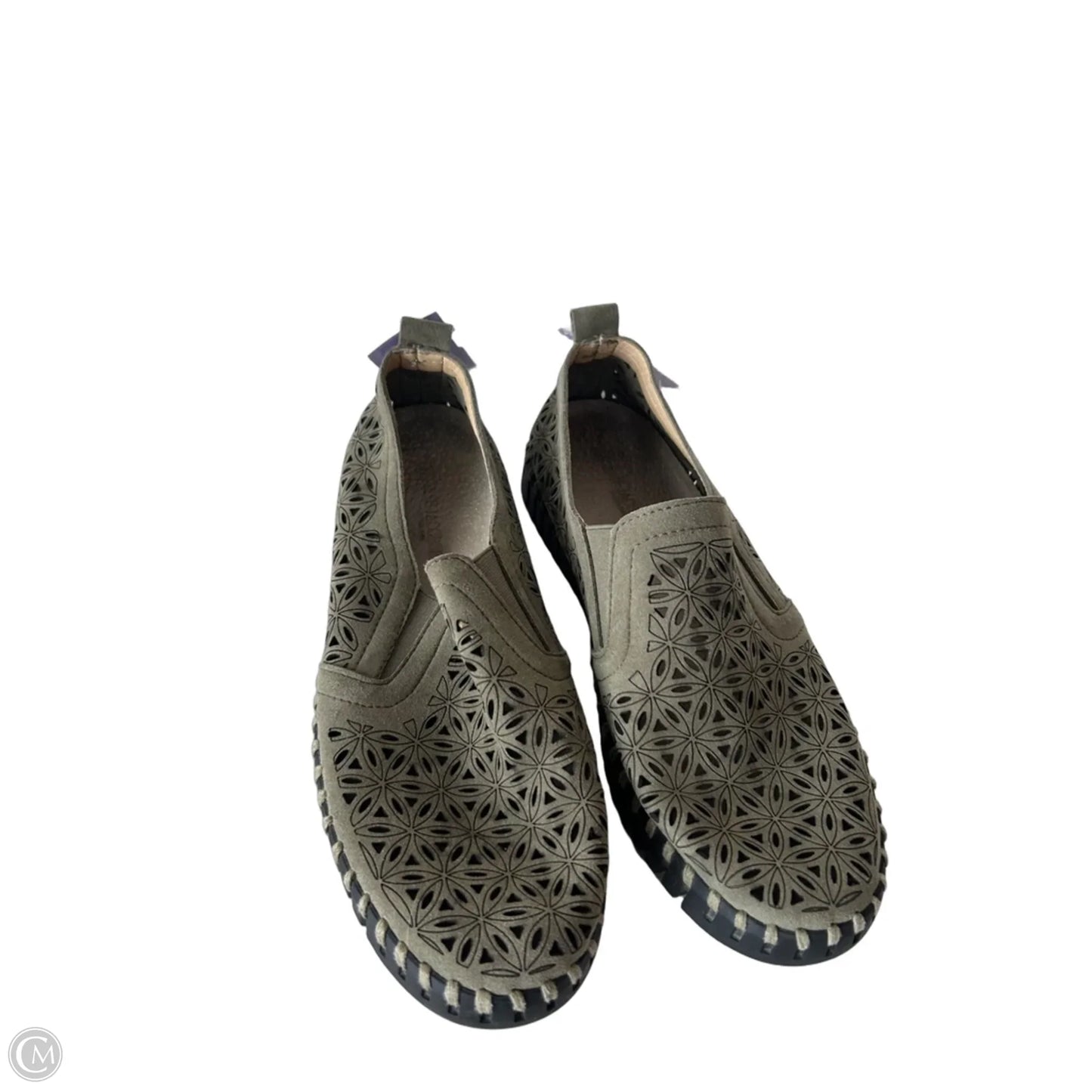 Shoes Flats By Cmb In Green, Size: 7.5