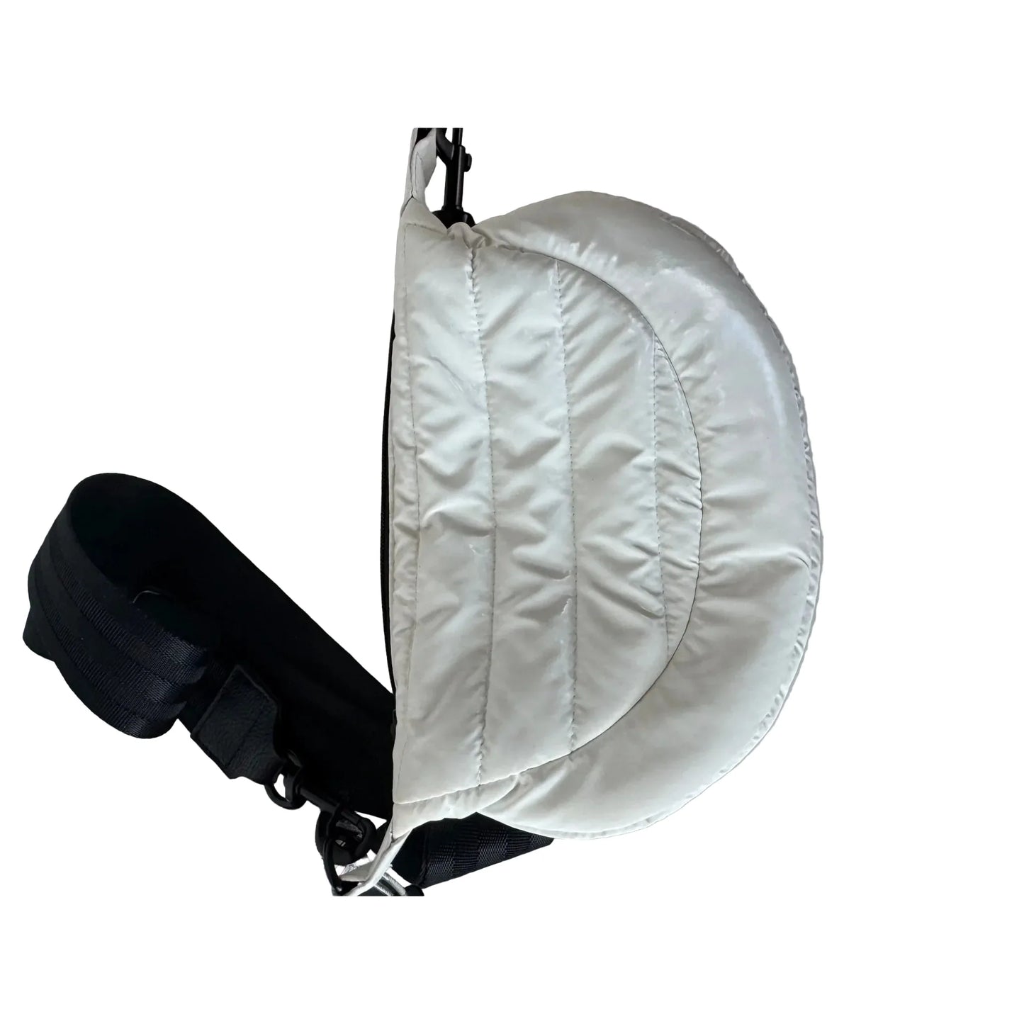Crossbody By Think Royln, Size: Small