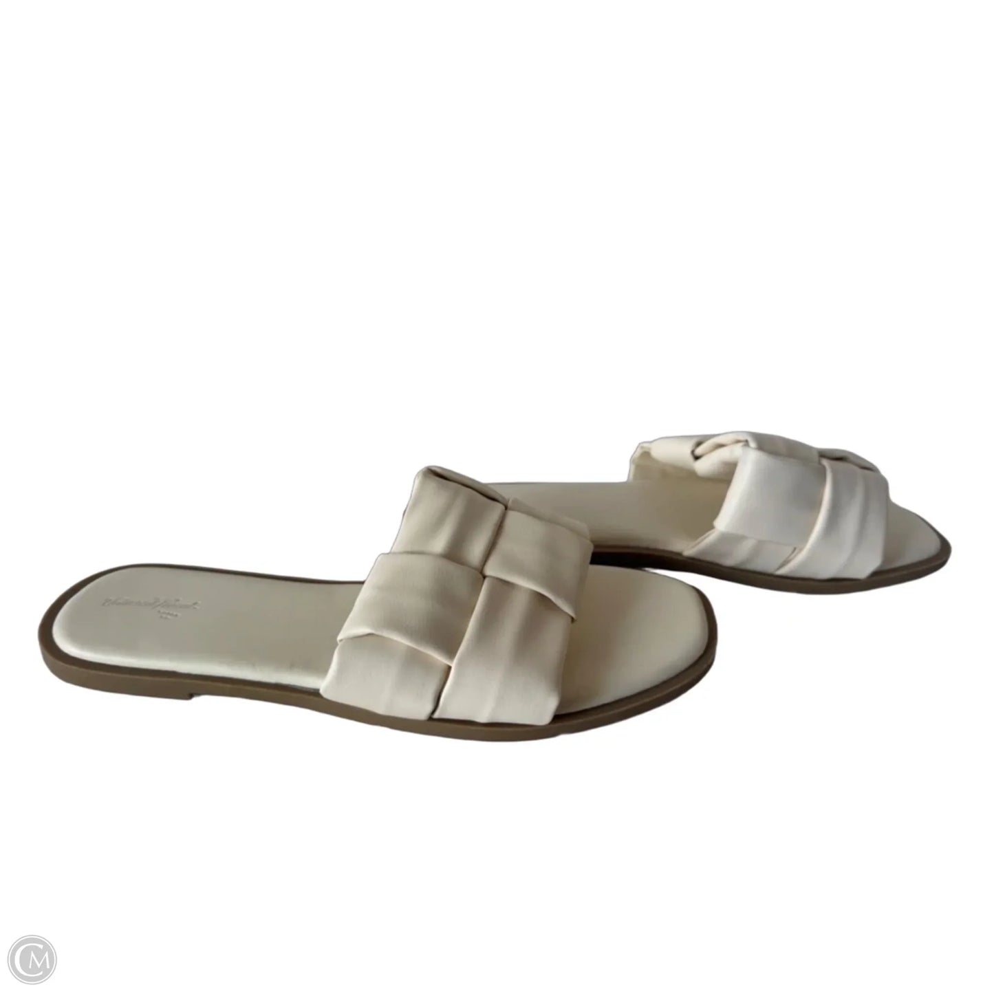 Sandals Flats By Universal Thread In Cream, Size: 10