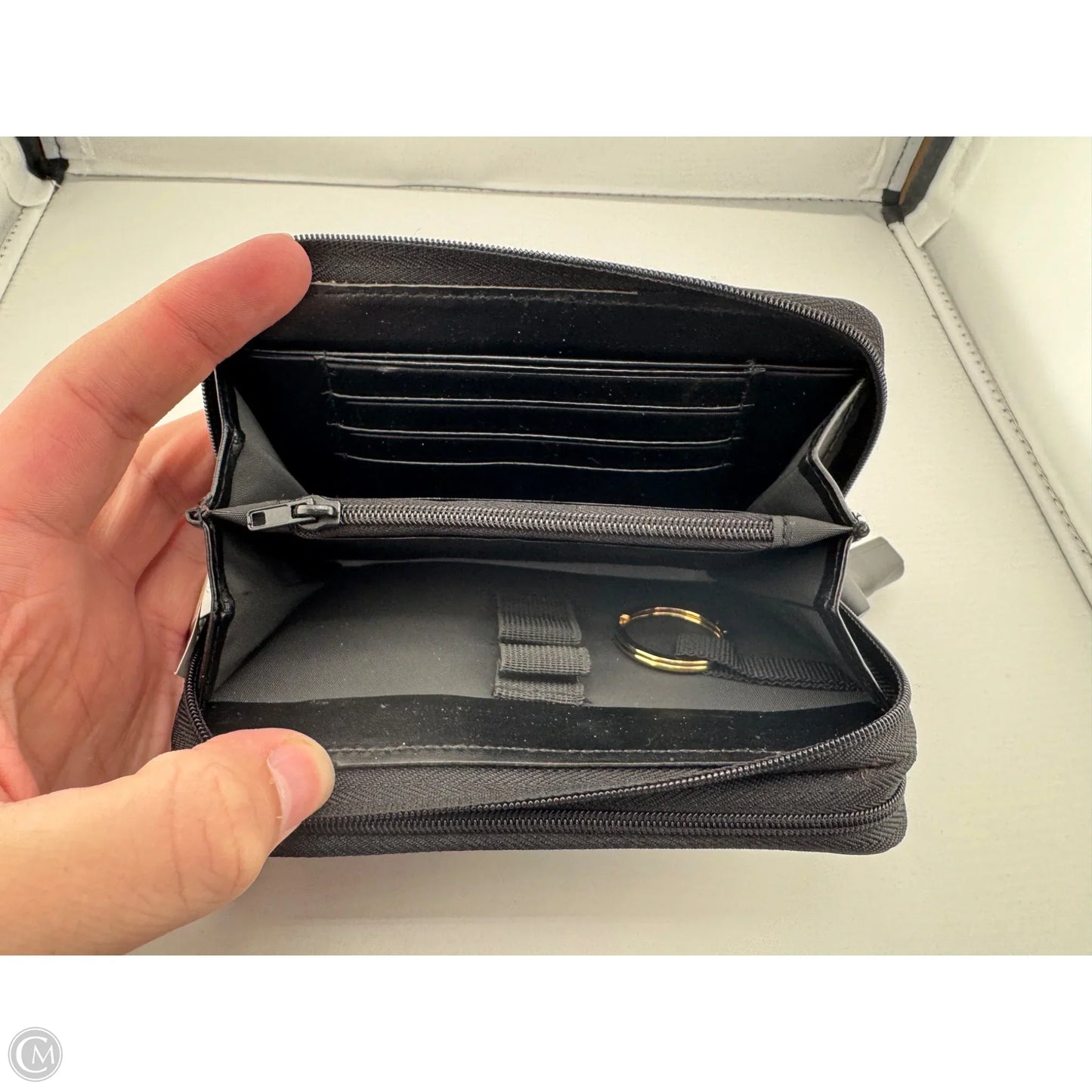 Wallet Leather By Buxton, Size: Medium