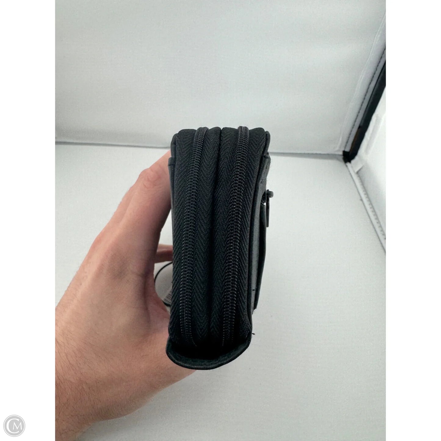 Wallet Leather By Buxton, Size: Medium