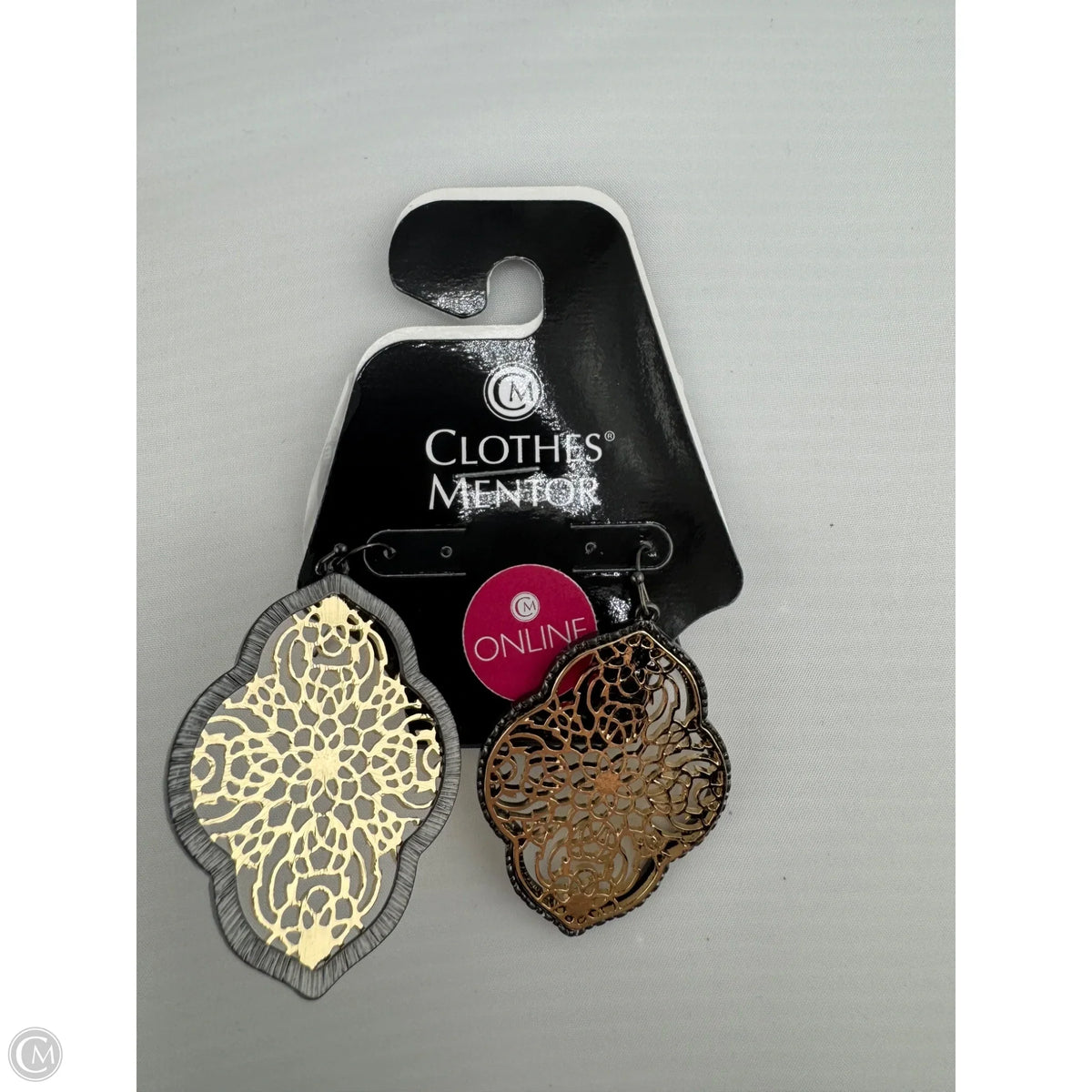 Earrings Dangle/drop By Clothes Mentor