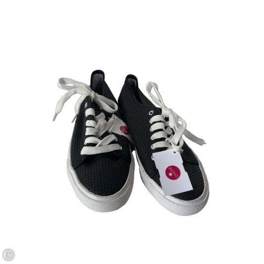 Shoes Sneakers By Roebuck In Black, Size: 8