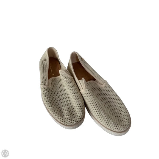 Shoes Flats By Cmb In Tan, Size: 8.5