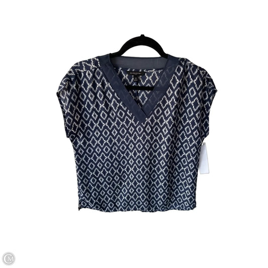 Top Short Sleeve By Banana Republic In Blue & White, Size: Xs