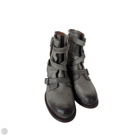 Boots Ankle Flats By Freebird In Grey, Size: 8