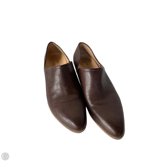 Shoes Flats By Naturalizer In Brown, Size: 8
