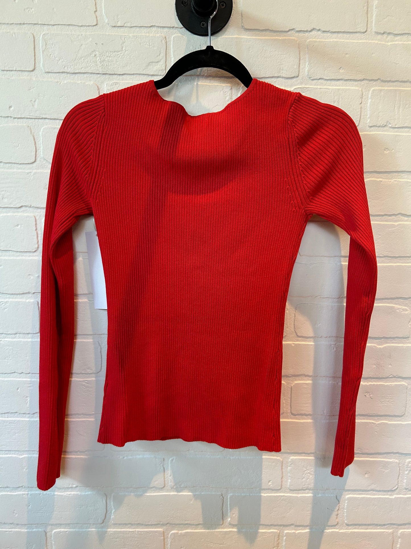 Red Top Long Sleeve Basic Lovers and Friends, Size M