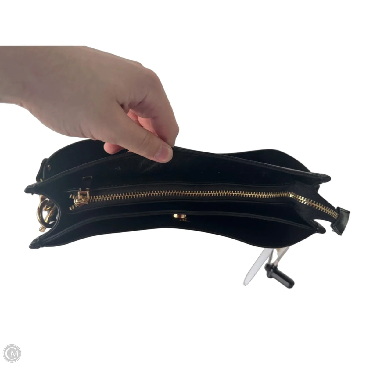 Handbag By Clothes Mentor, Size: Medium