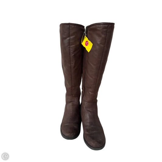 Boots Knee Flats By Bare Traps In Brown, Size: 8