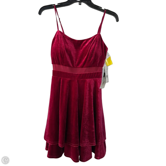 Dress Party Short By Clothes Mentor In Red, Size: S