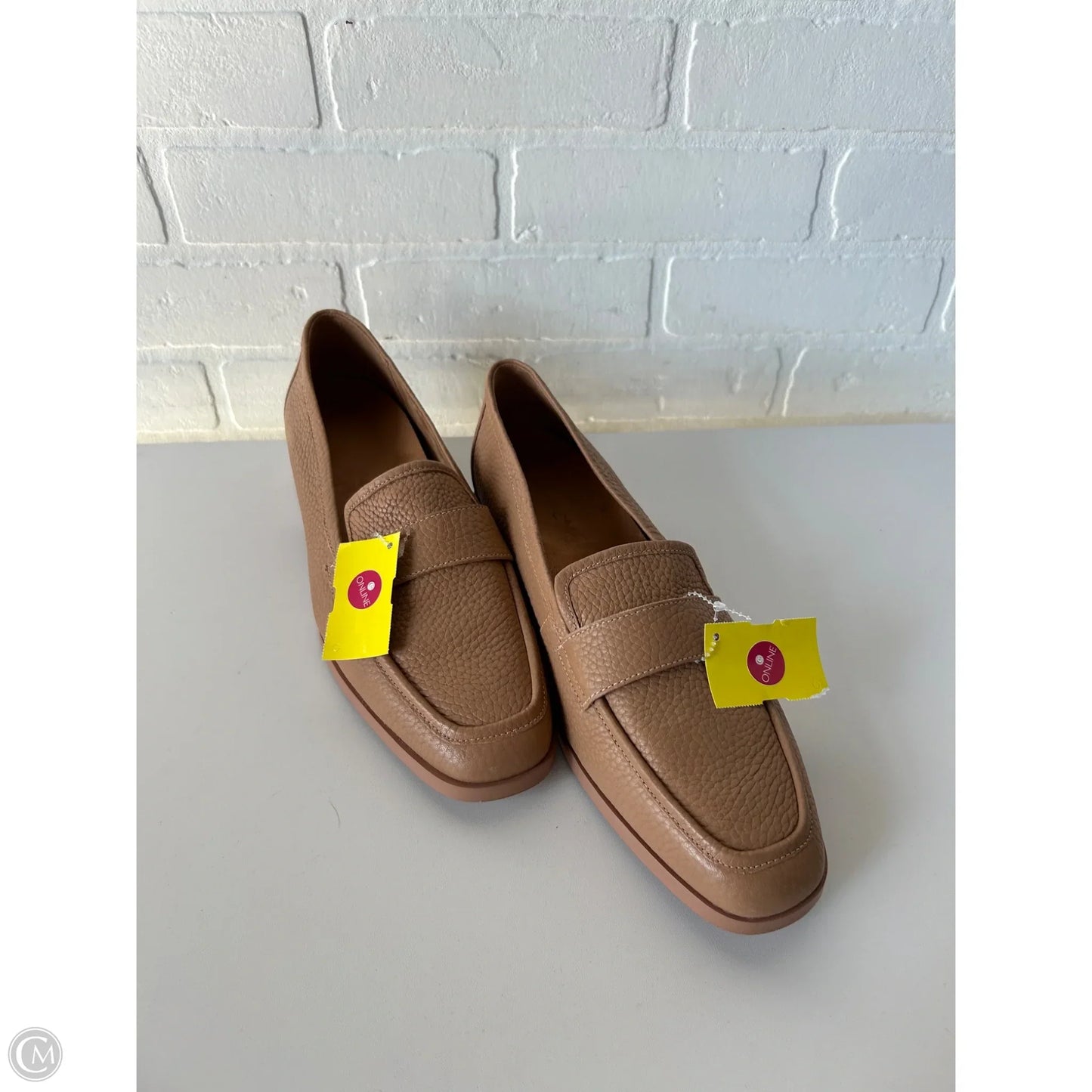 Shoes Flats By Vionic In Brown, Size: 11