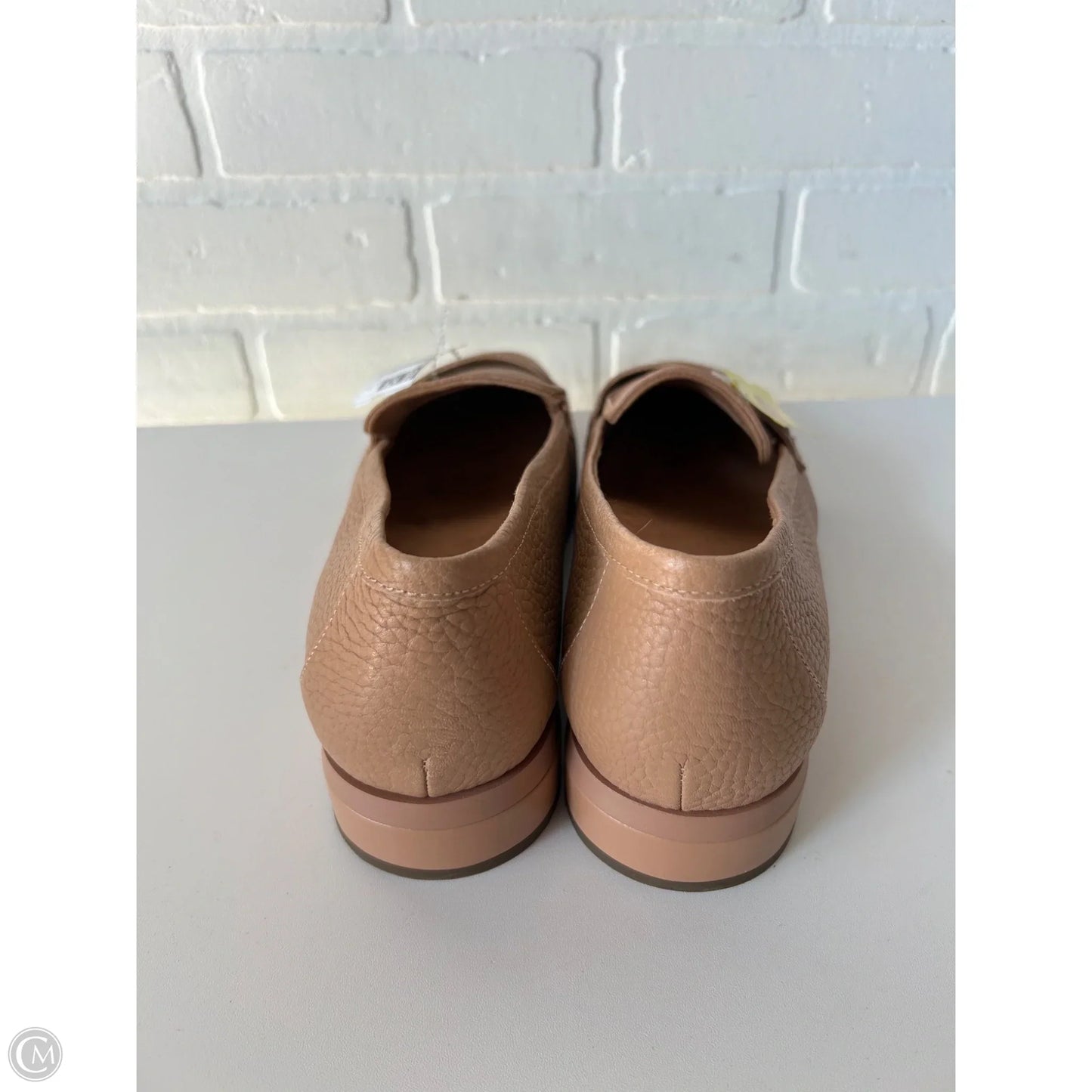 Shoes Flats By Vionic In Brown, Size: 11