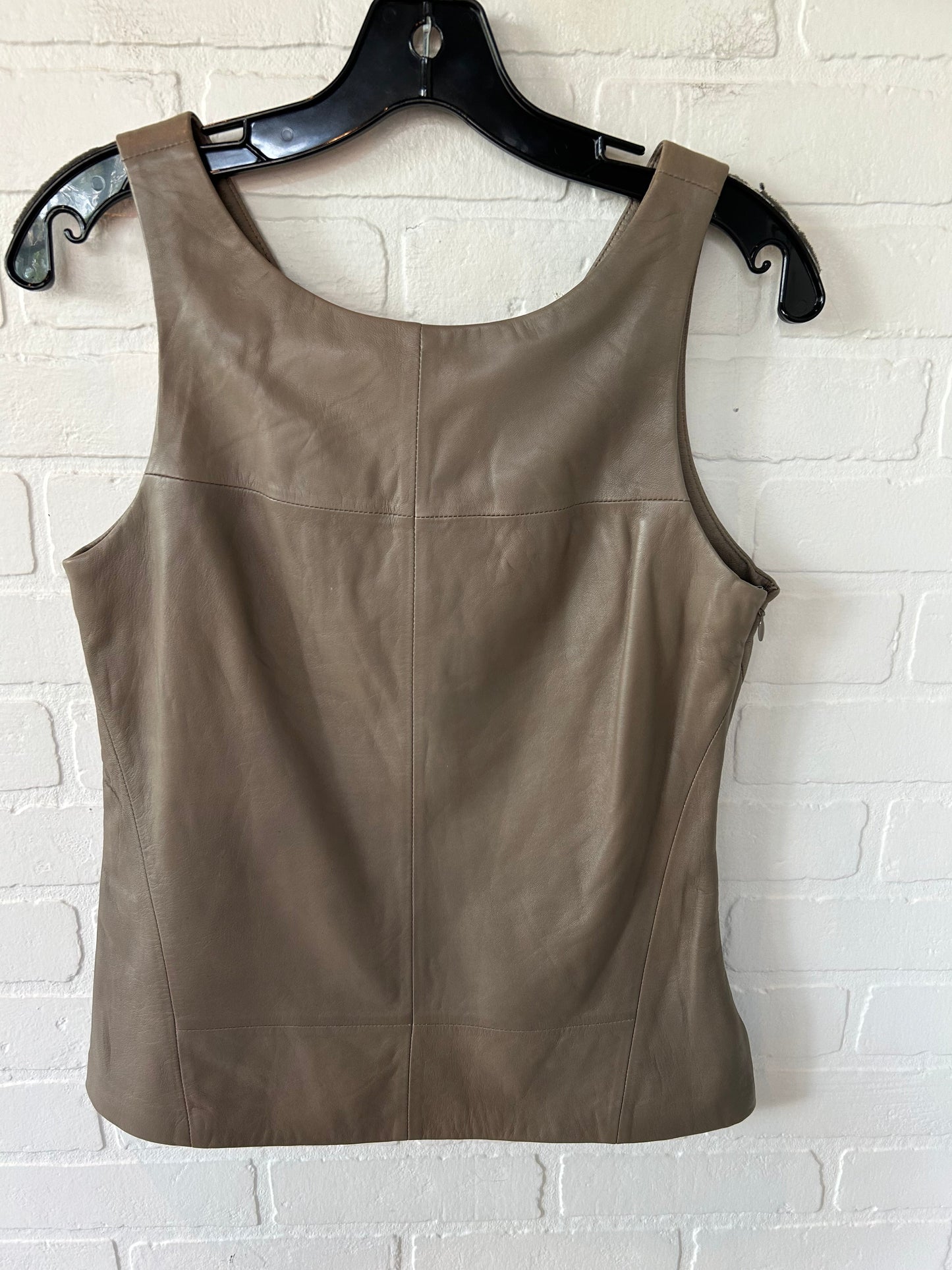 Top Sleeveless By Banana Republic In Brown, Size: Xs