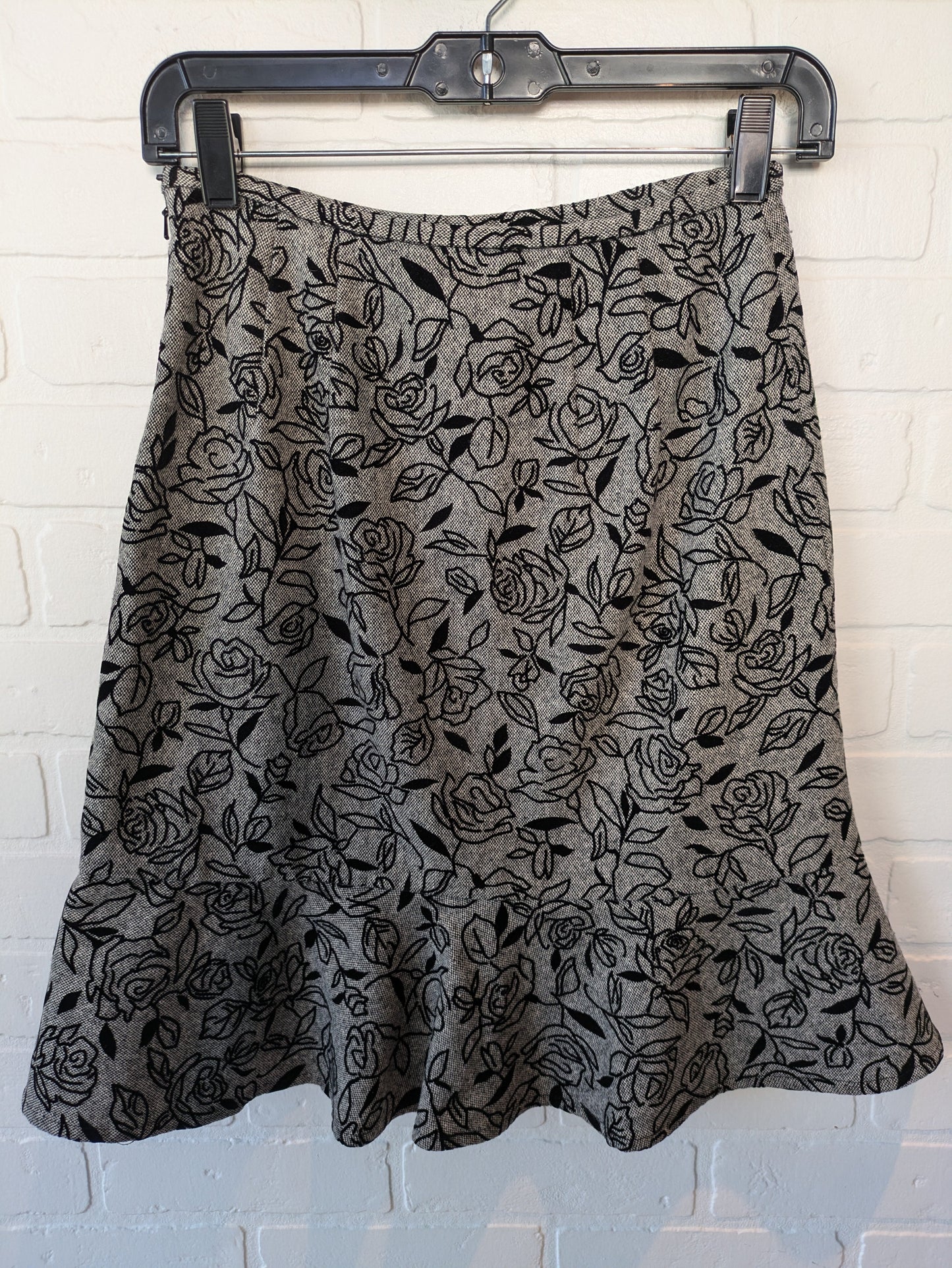 Skirt Midi By Ann Taylor In Grey, Size: 0