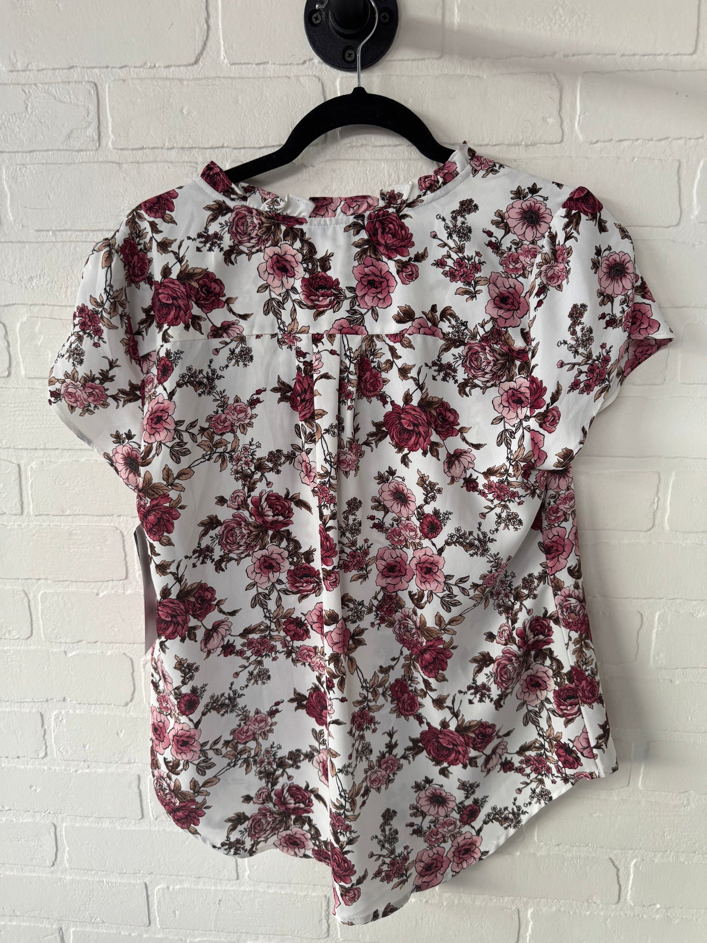 Top Short Sleeve By 41 Hawthorn In Red & White, Size: M