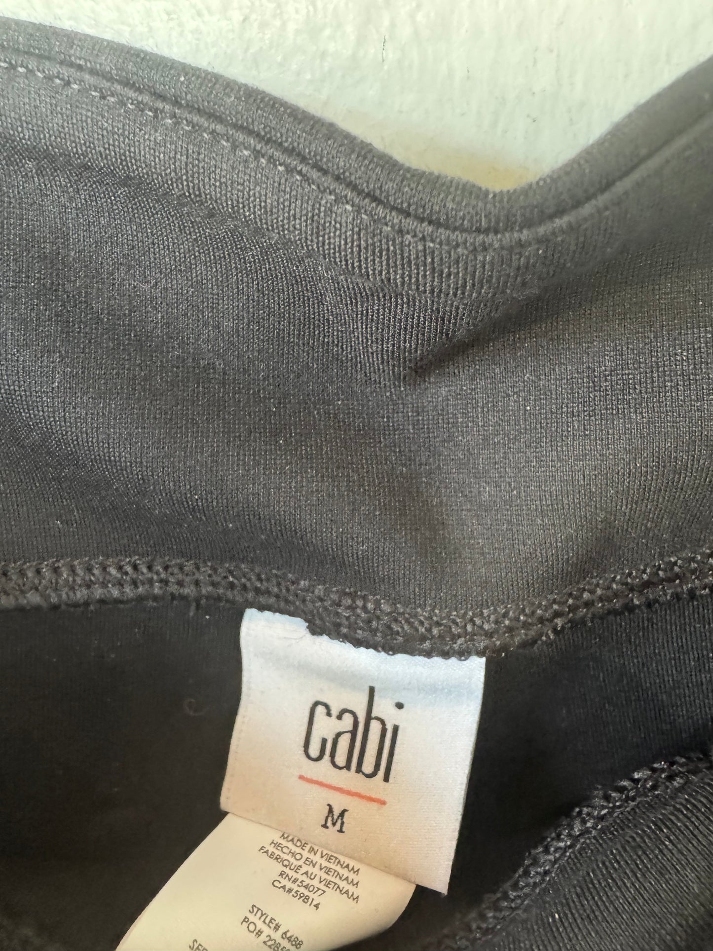 Pants Cropped By Cabi In Black, Size: 8