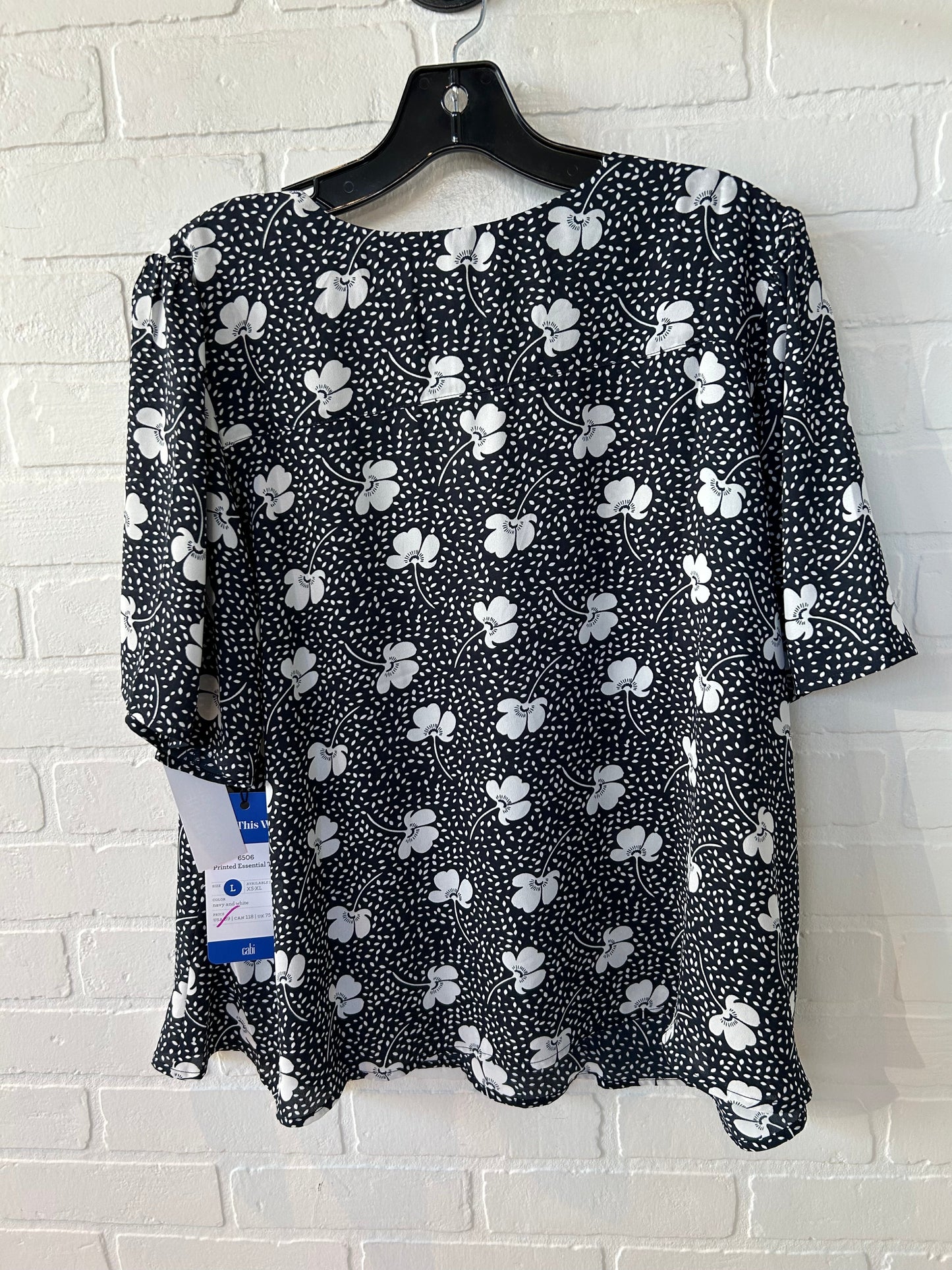 Top Short Sleeve By Cabi In Black & White, Size: L