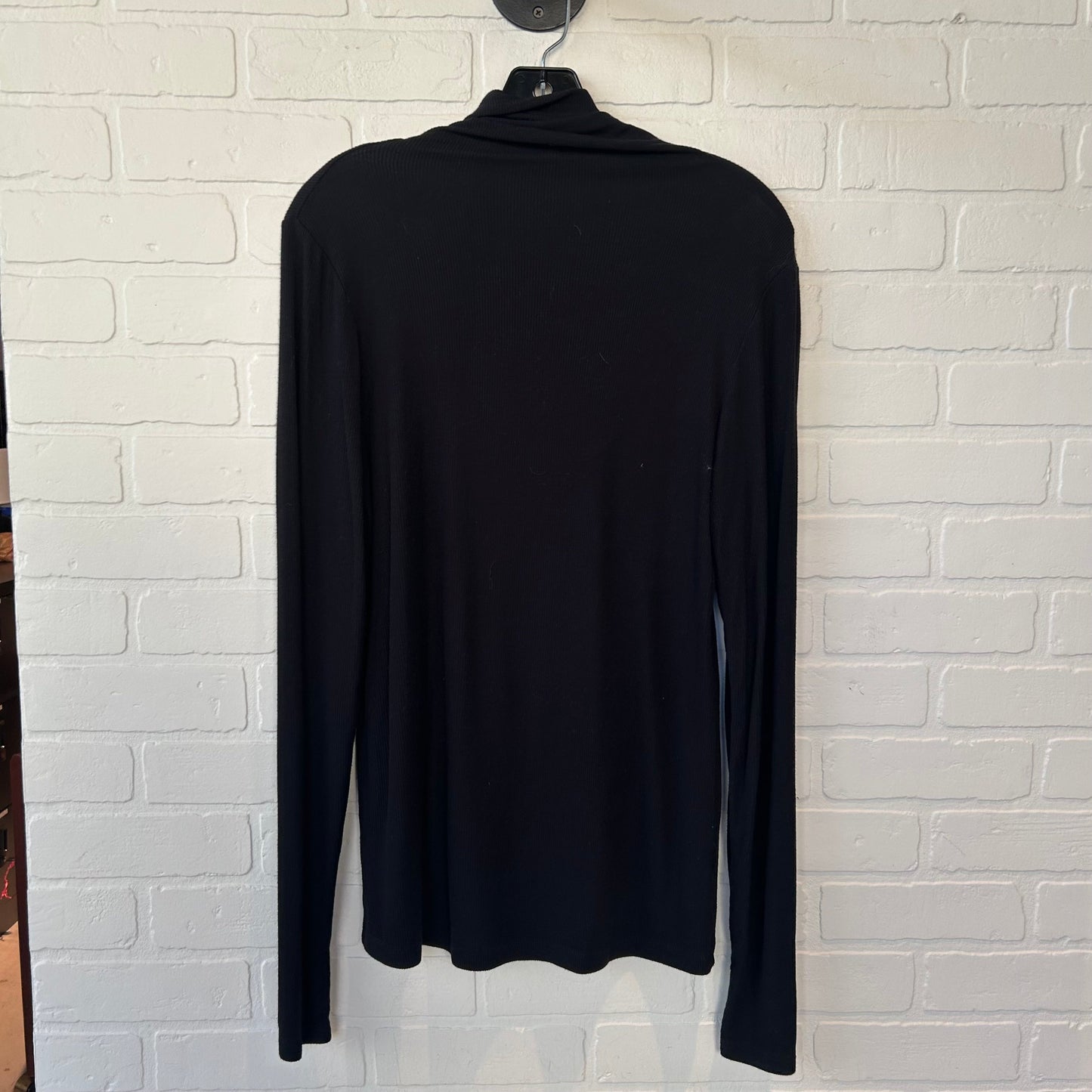 Top Long Sleeve Basic By Cabi In Black, Size: S