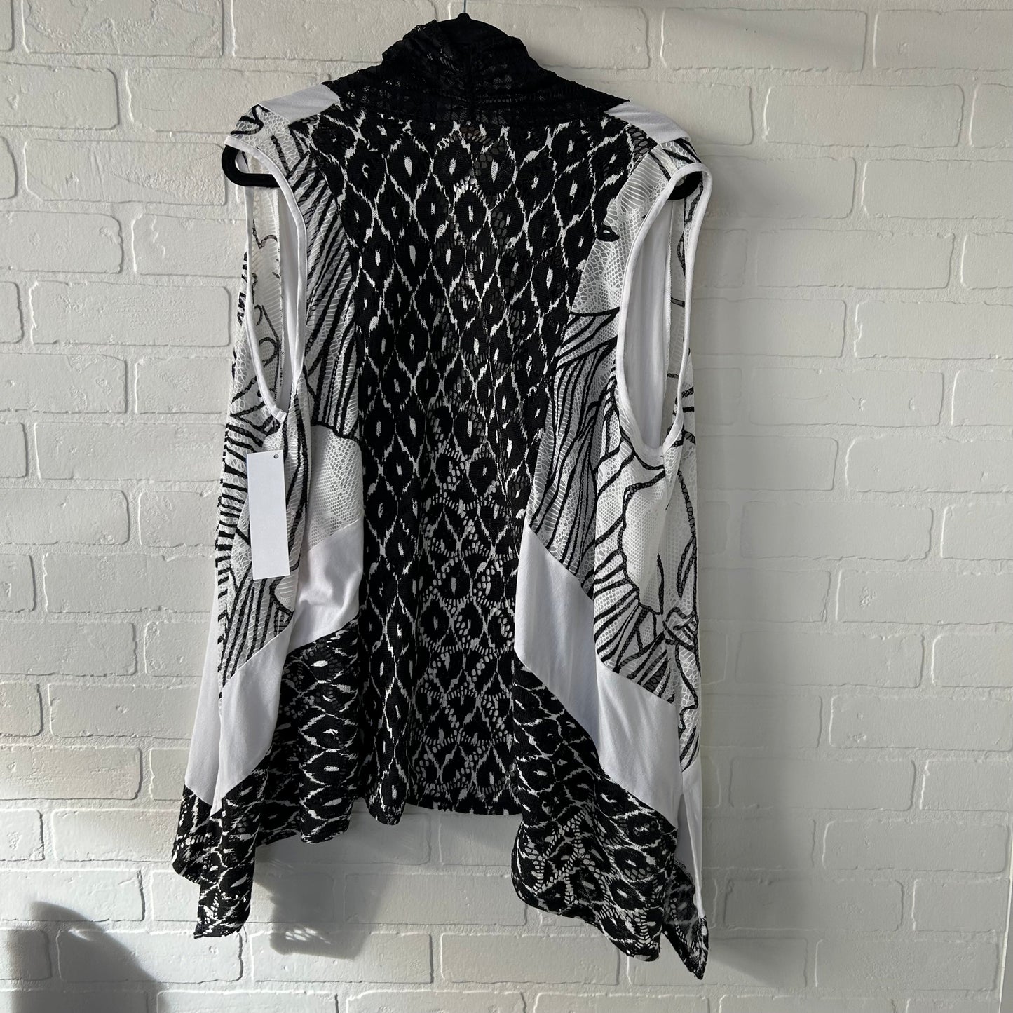 Vest Other By Chicos In Black & White, Size: L