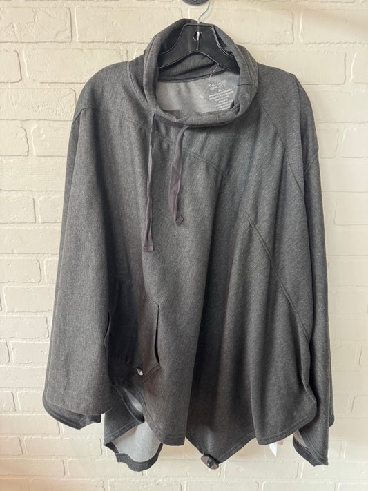 Poncho By T Tahari In Grey, Size: Xl