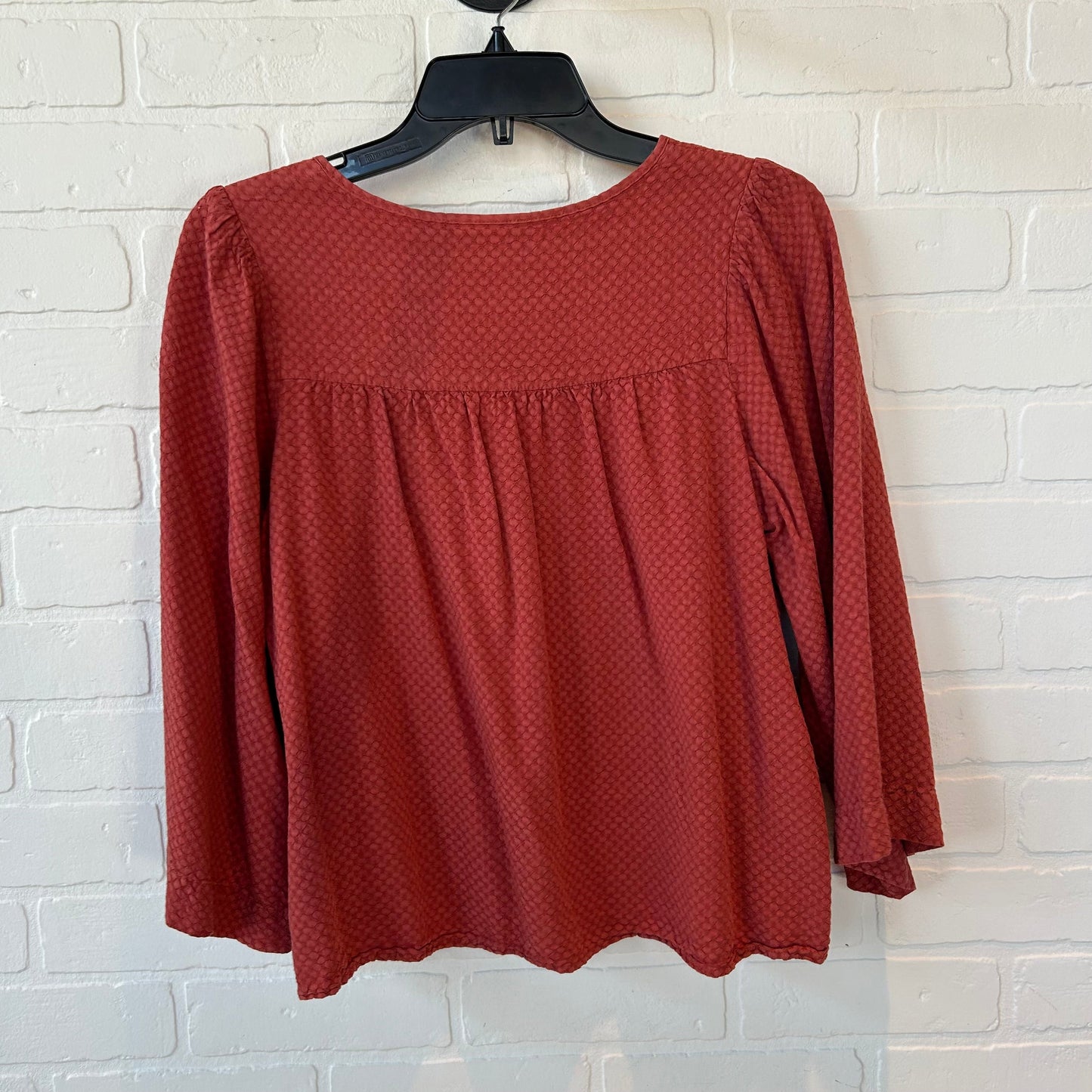 Top 3/4 Sleeve By Universal Thread In Red, Size: M