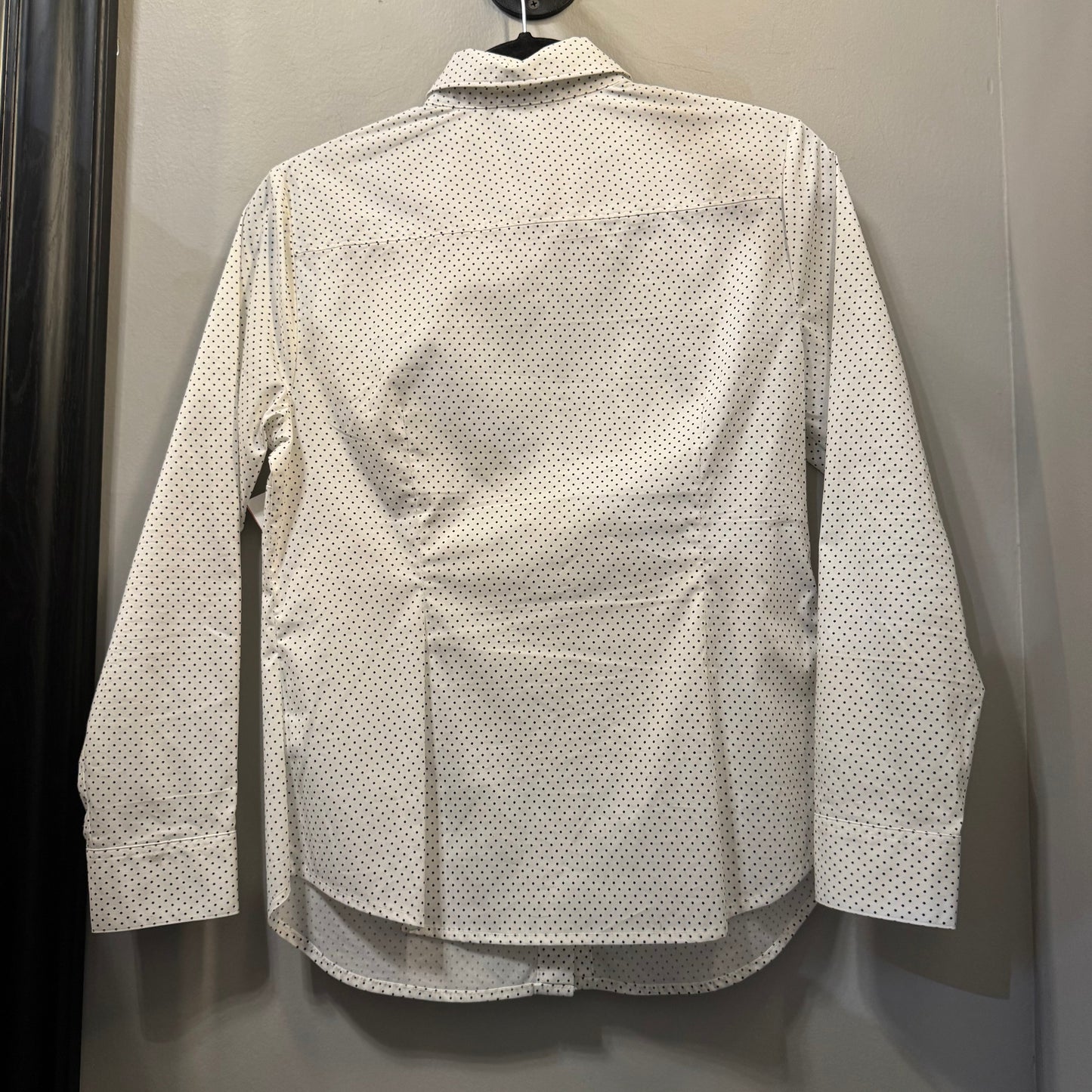 Top Long Sleeve By Apt 9 In Black & White, Size: Mp