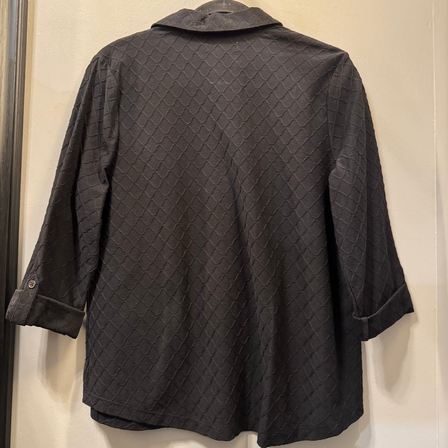 Top 3/4 Sleeve By Kim Rogers In Black, Size: Lp