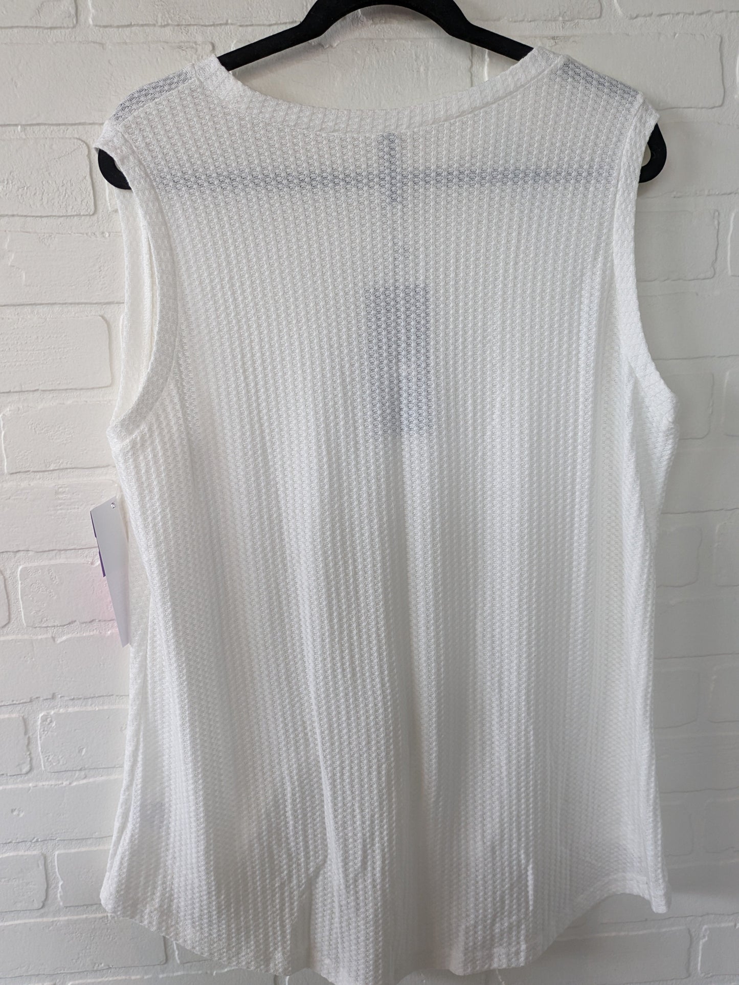 Top Sleeveless Basic By Clothes Mentor  Size: 2x