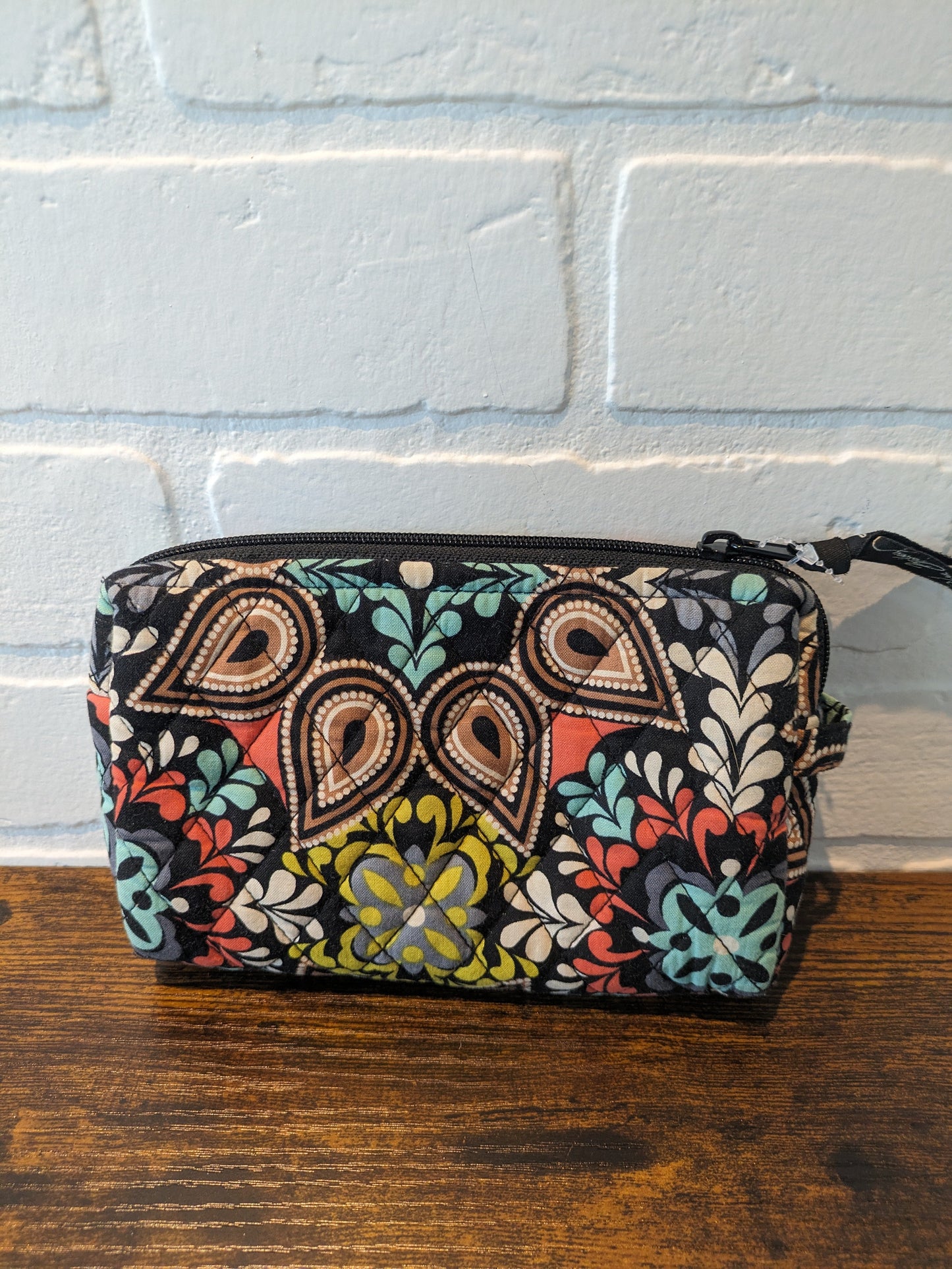 Makeup Bag By Vera Bradley  Size: Small