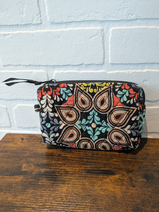 Makeup Bag By Vera Bradley  Size: Small