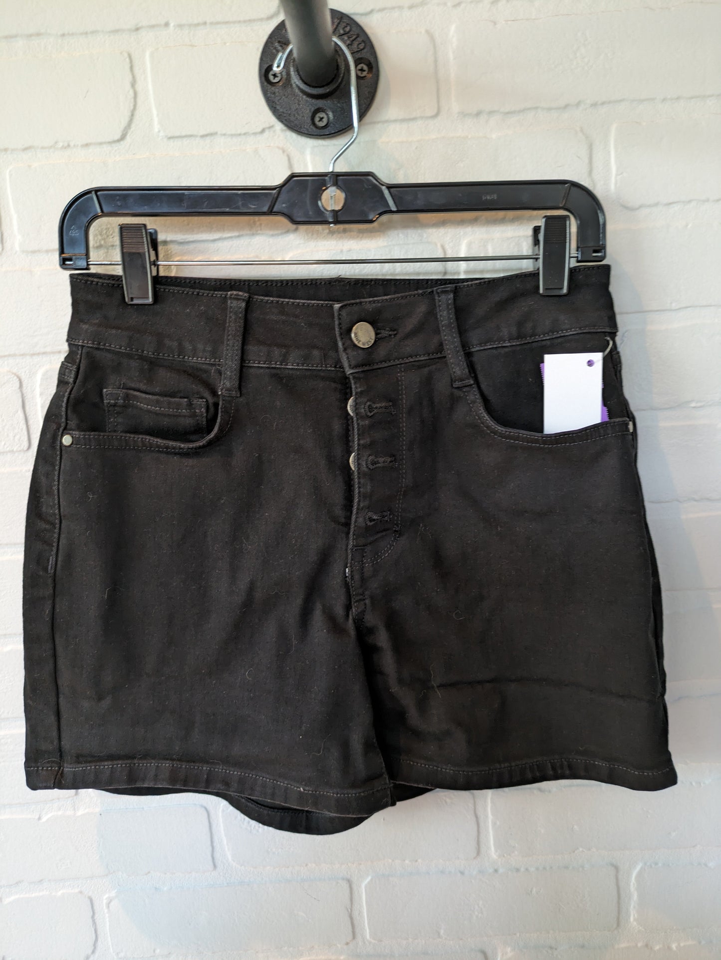 Black Shorts Nine West, Size 2