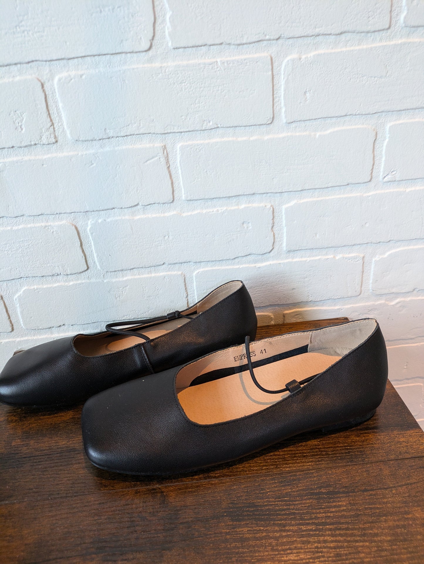 Black Shoes Flats Cmc, Size 10.5