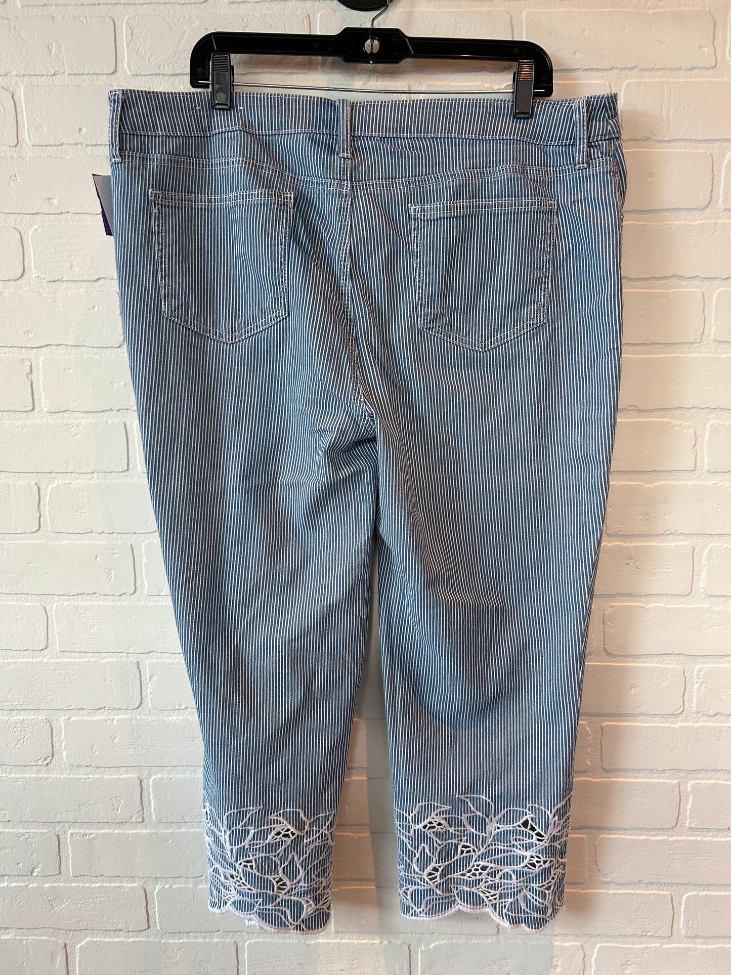 Blue & White Pants Cropped Chicos, Size 16