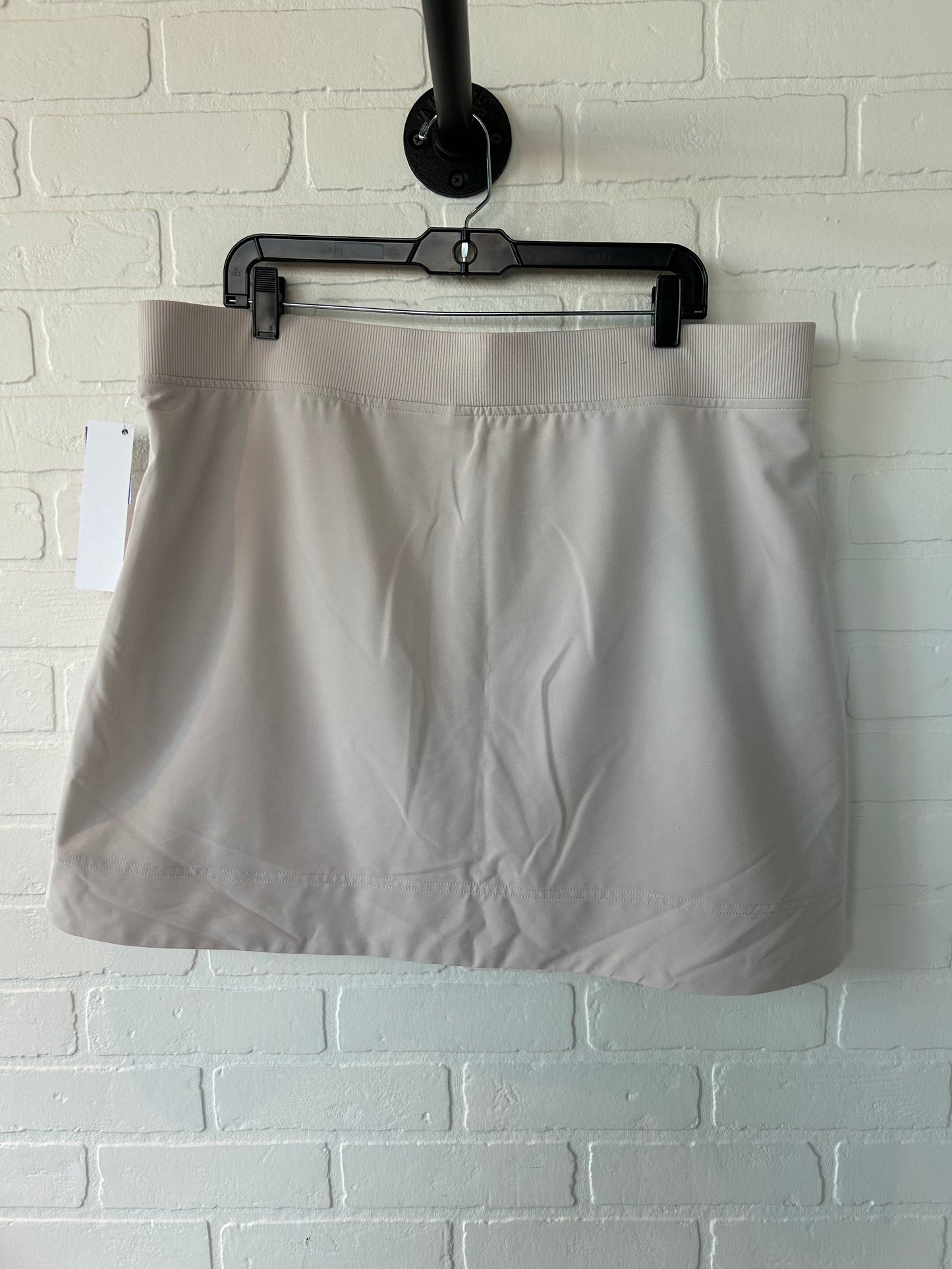 Cream Athletic Skort 32 Degrees, Size 16