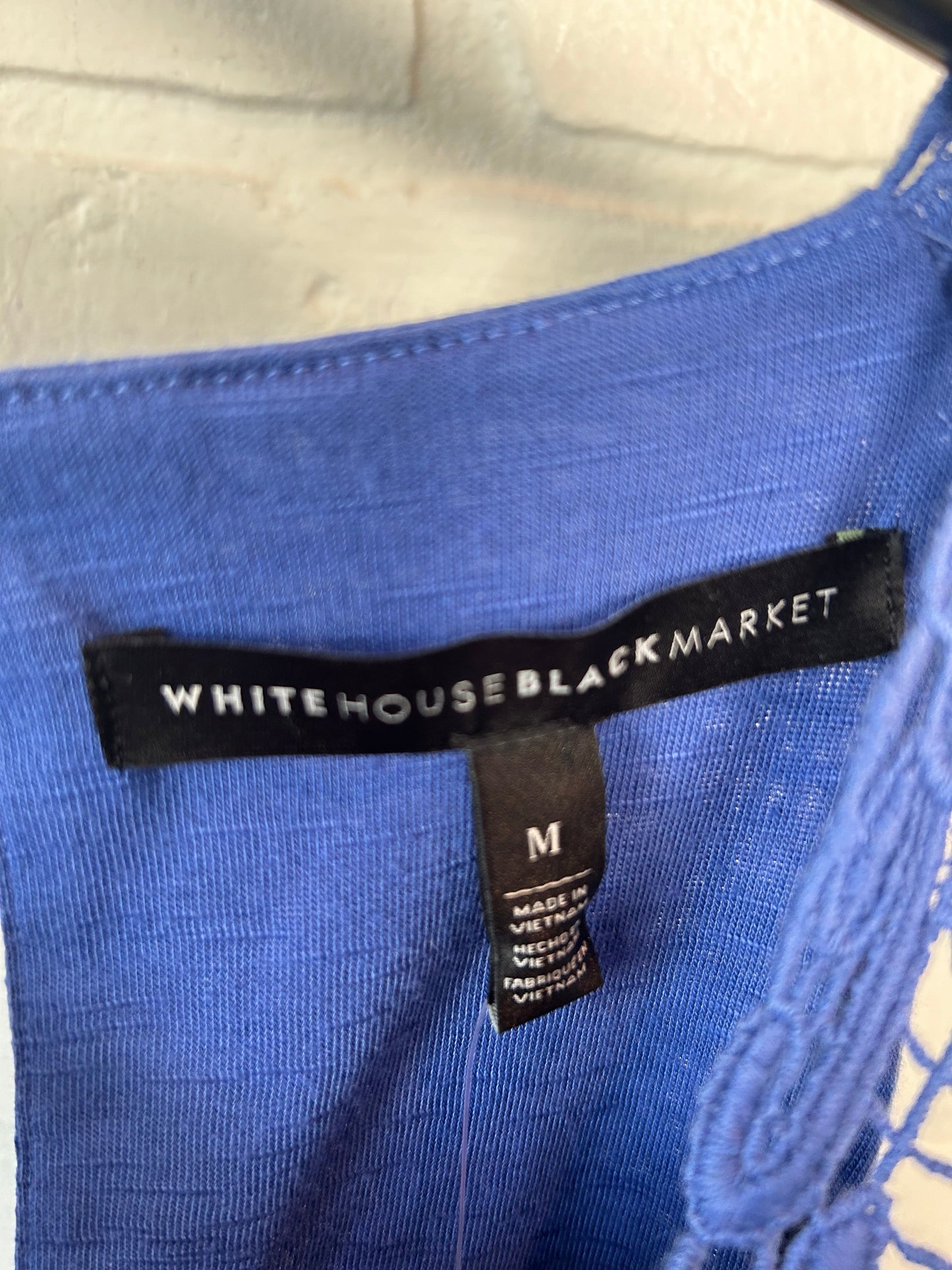 Top Sleeveless By White House Black Market In Blue, Size: M