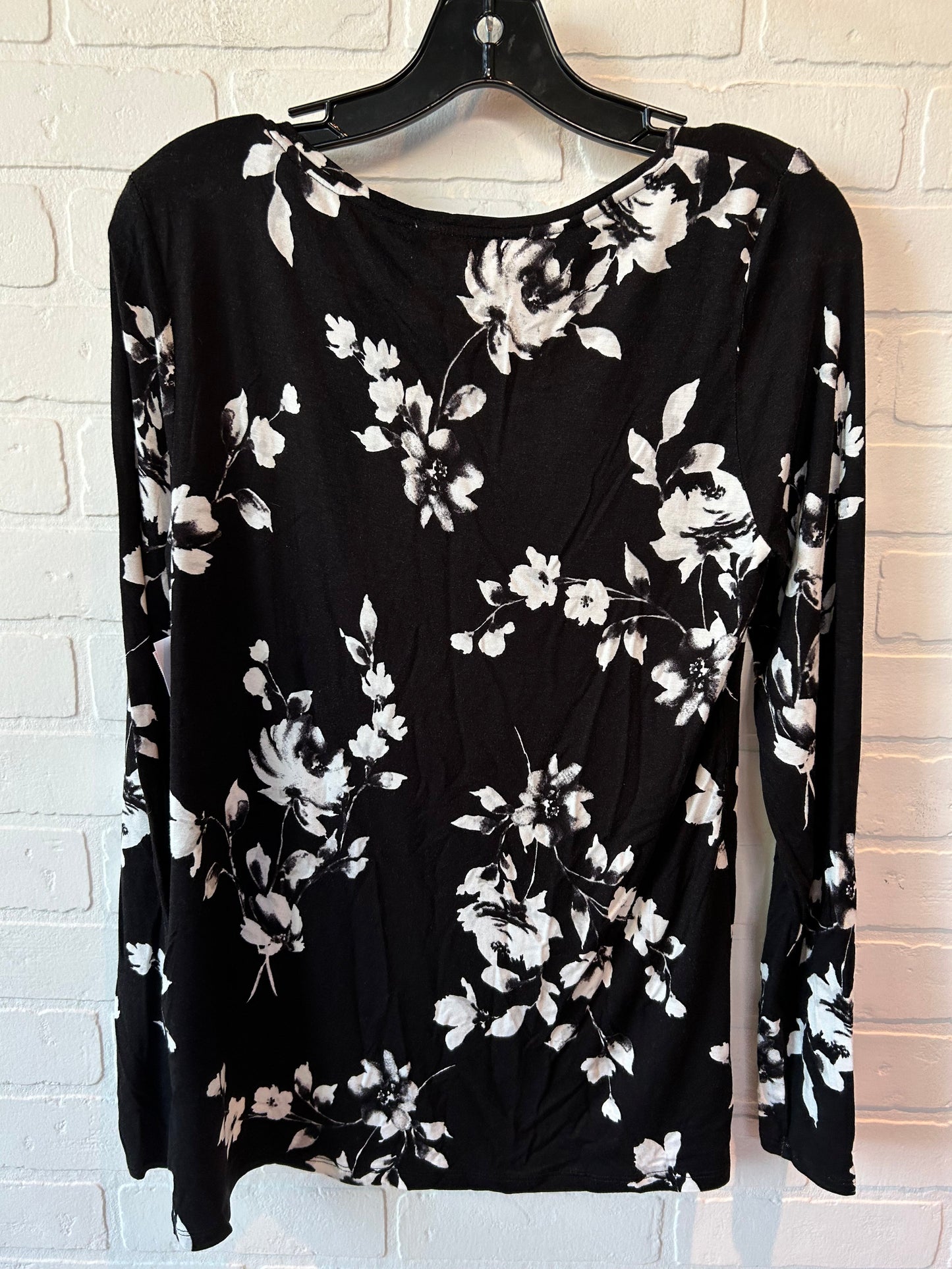 Black & White Top Long Sleeve Basic White House Black Market, Size M