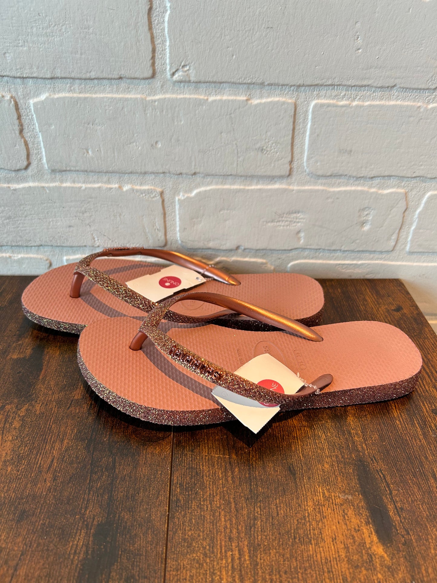 Gold Sandals Flip Flops Havaianas, Size 6
