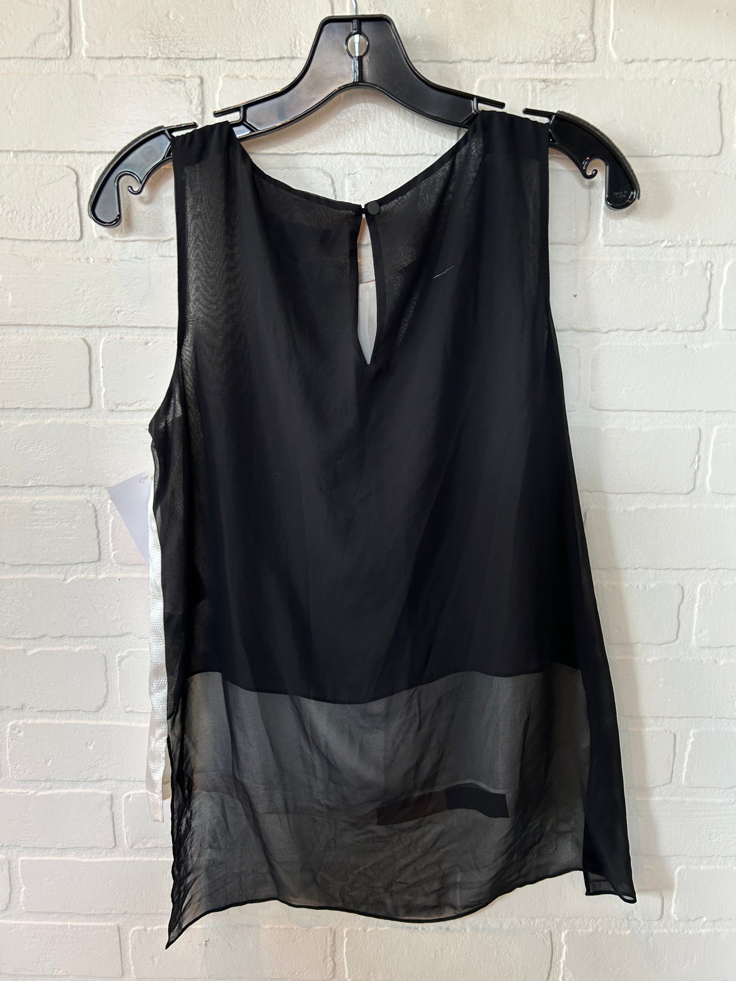 Black & White Top Sleeveless White House Black Market, Size S