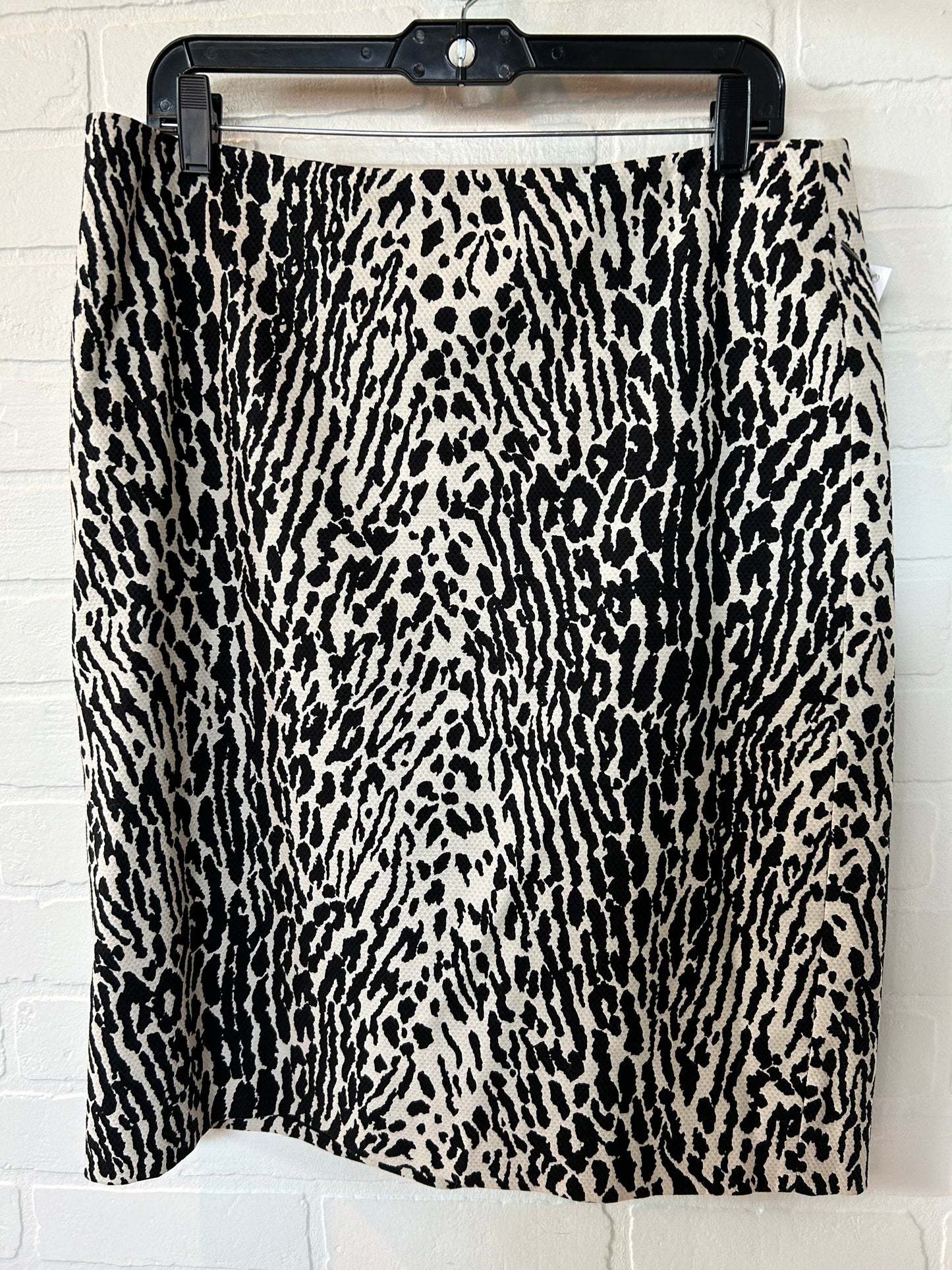 Black & Cream Skirt Midi Talbots, Size 12