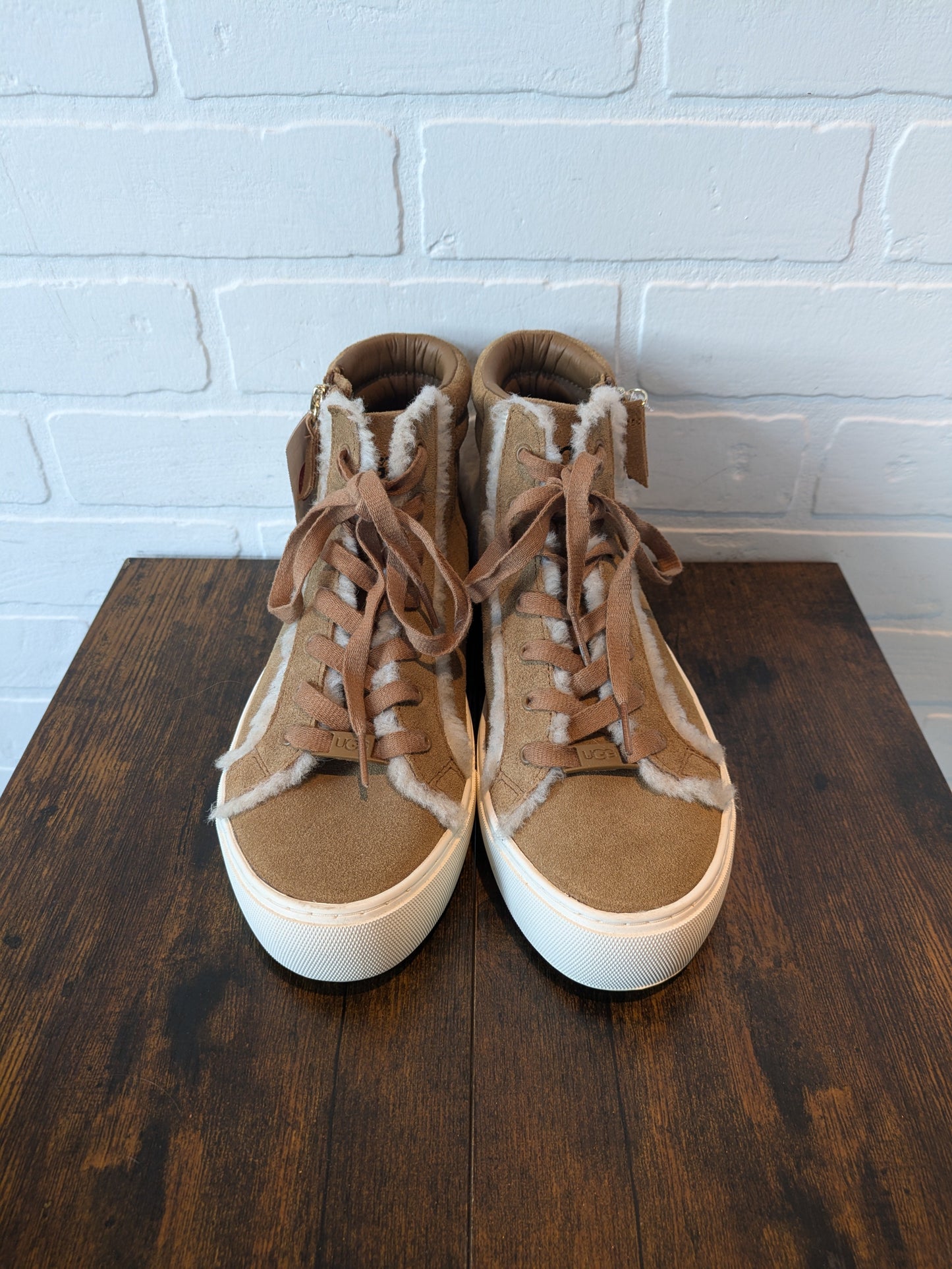 Brown Shoes Designer Ugg, Size 8.5