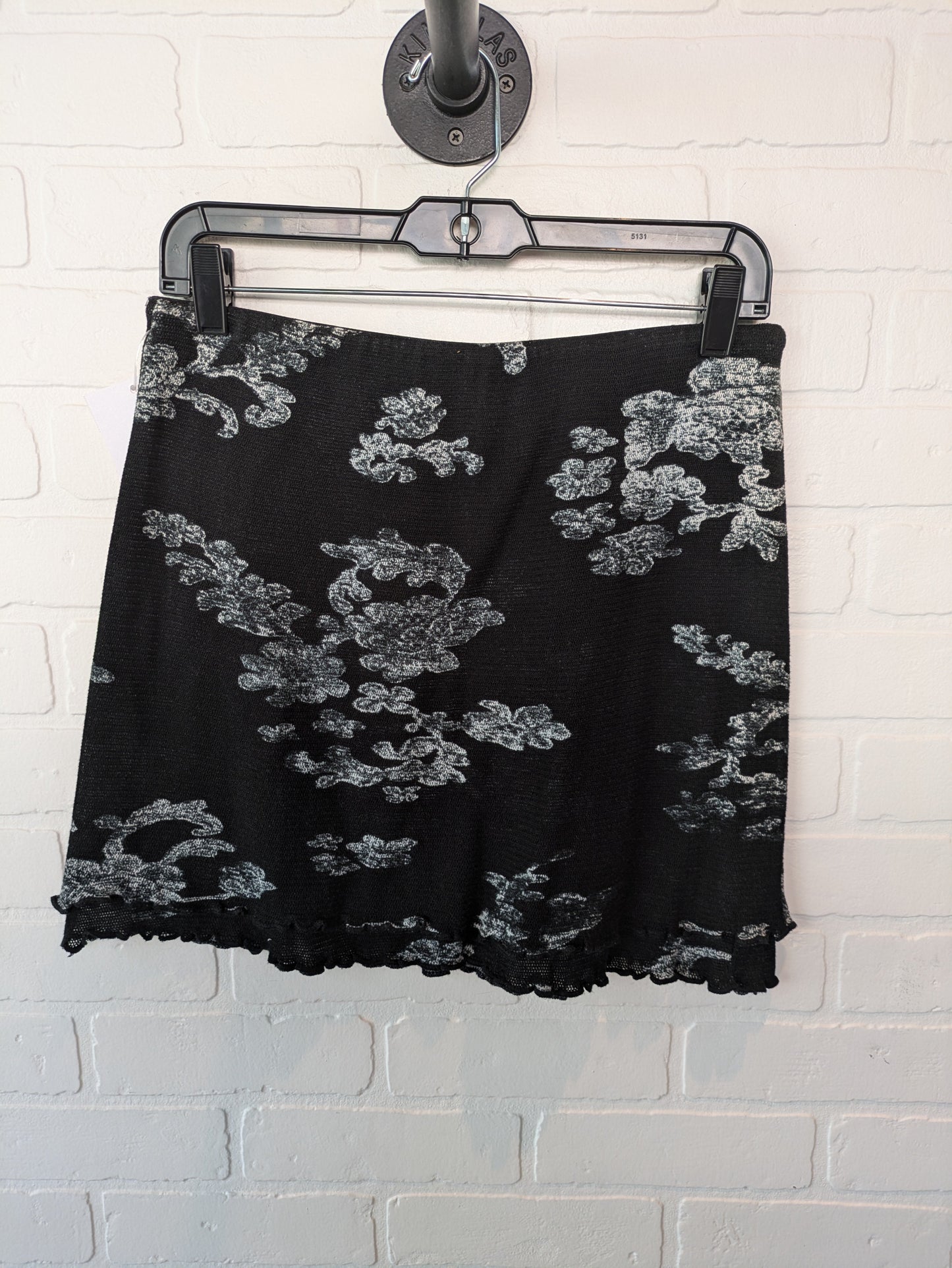 Skirt Mini & Short By Free People In Black, Size: 8