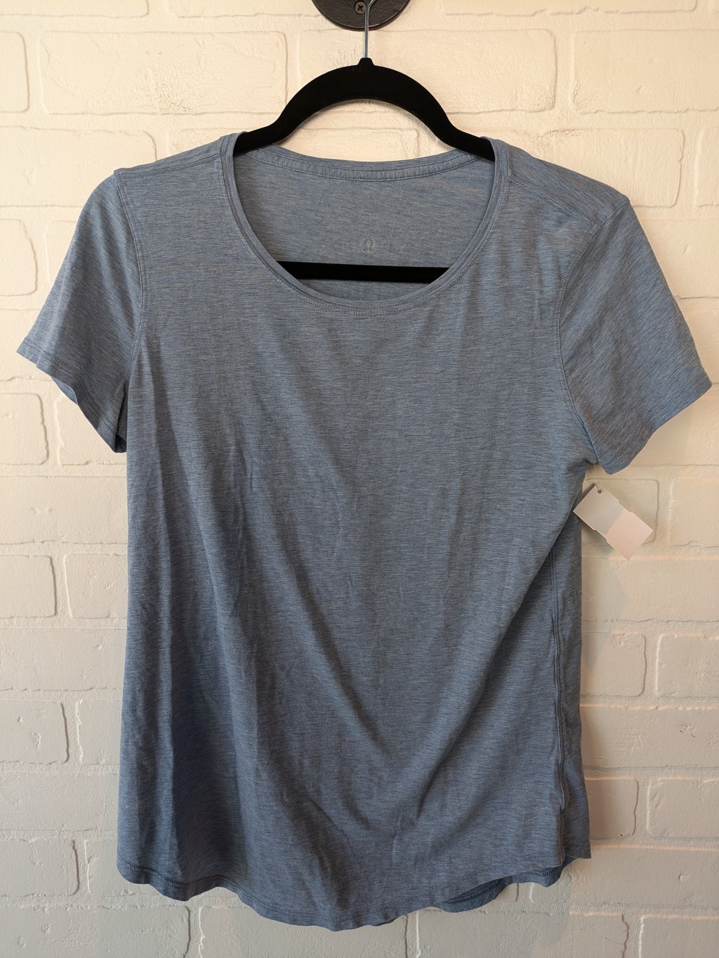 Athletic Top Short Sleeve By Lululemon In Blue, Size: S