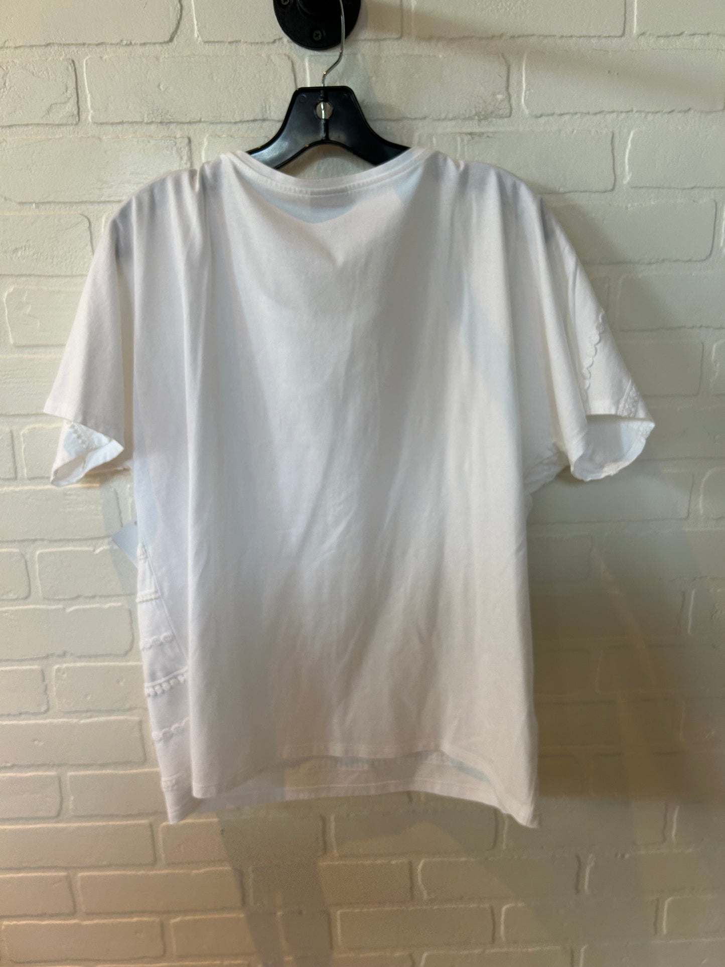 Top Short Sleeve By Chicos In White, Size: Xl