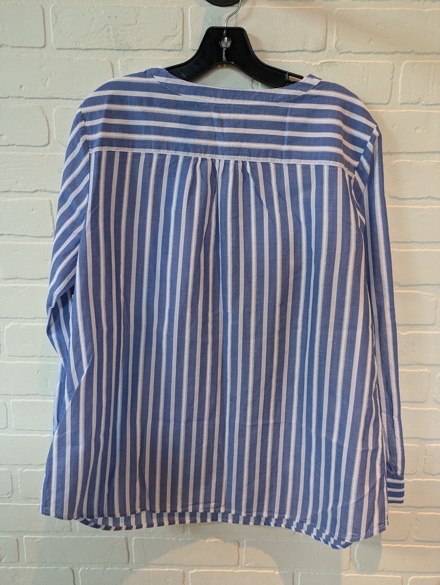 Top Long Sleeve By Talbots In Blue & White, Size: Xl